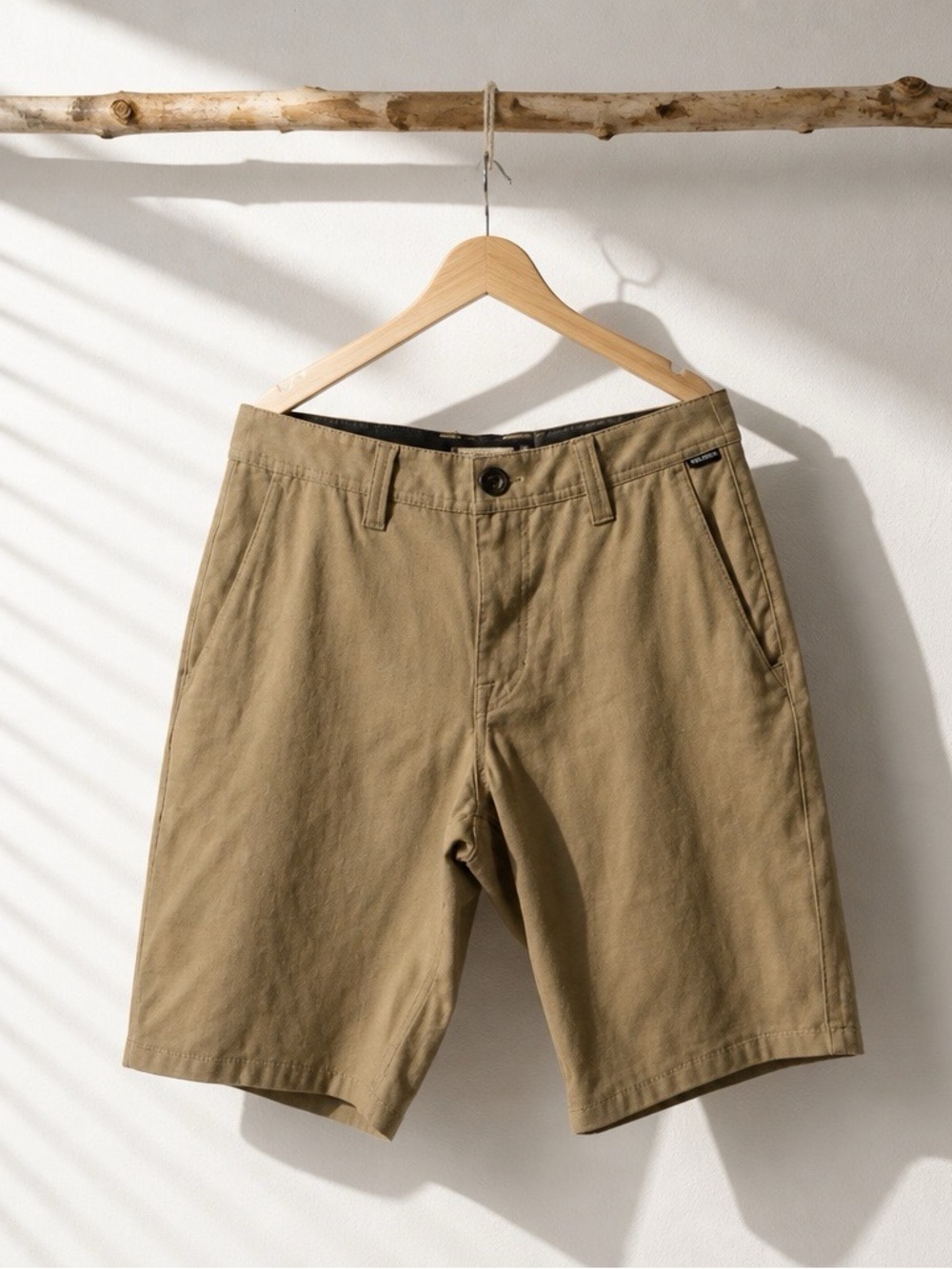 Volcom Men's Chino Shorts Men’s size 28 Tan/khaki
